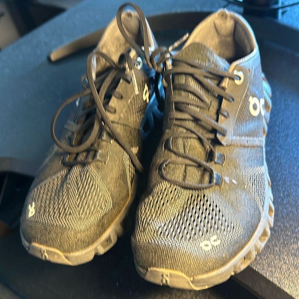 Perfect On running sneakers